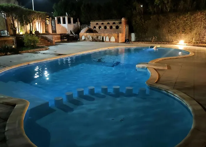 Lux Gardenhouse Pool Wifi Private Garden Gurdaka