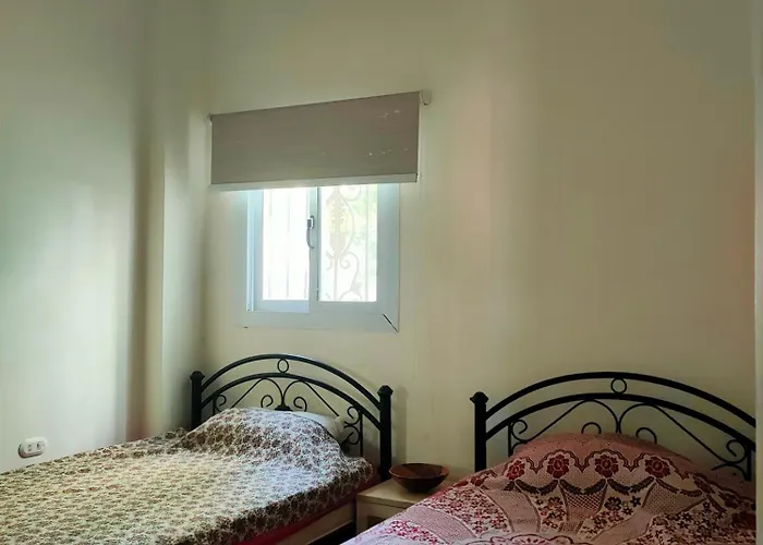 Lux Gardenhouse Pool Wifi Private Garden Gurdaka